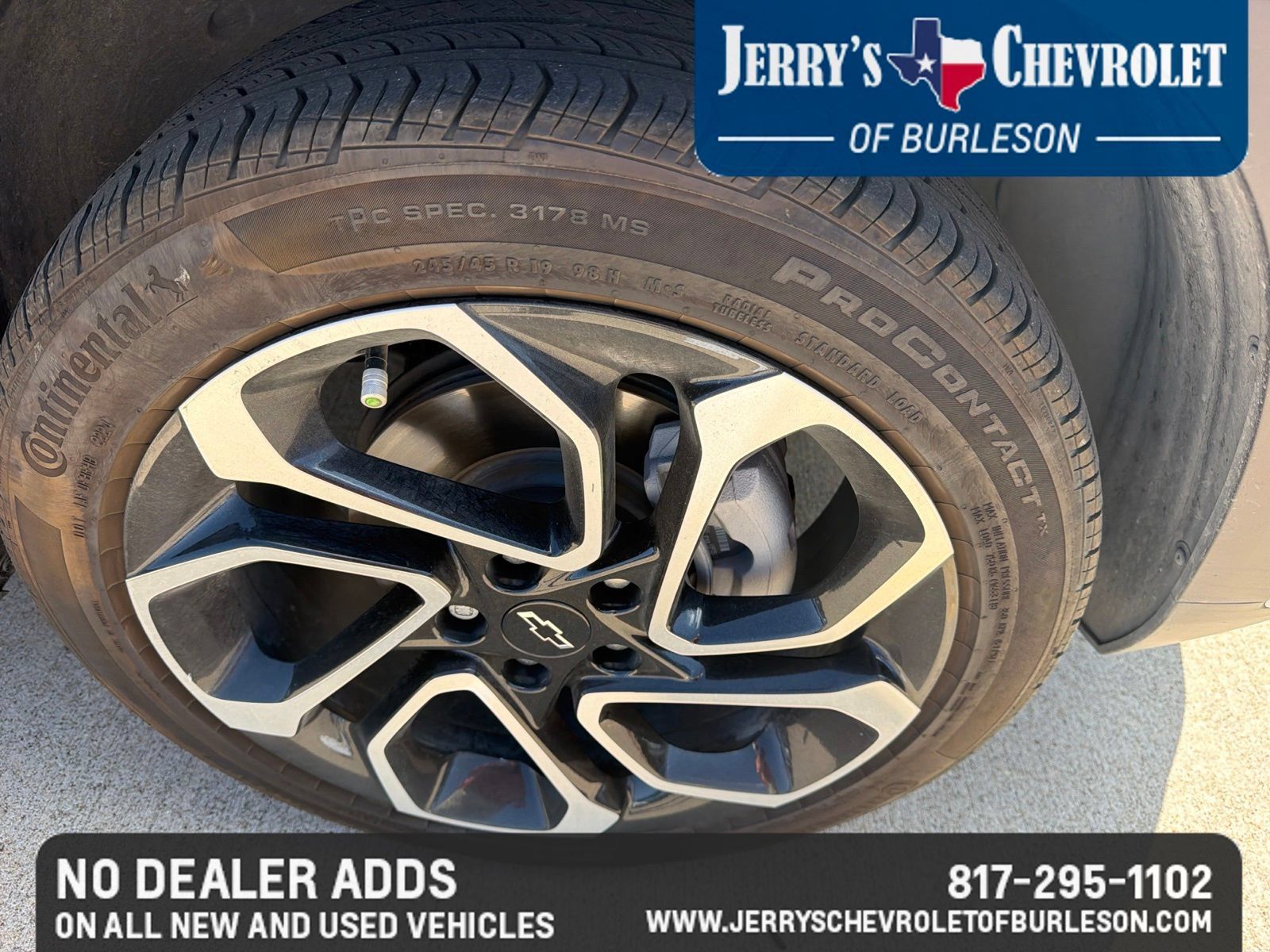 Used 2025 Chevrolet Trax RS w/ Driver Confidence Package FWD image 5