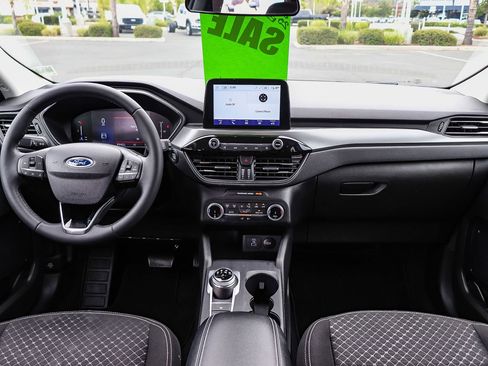 Certified 2023 Ford Escape Active FWD image 12