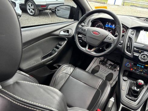 Used 2016 Ford Focus ST w/ Equipment Group 402A image 13