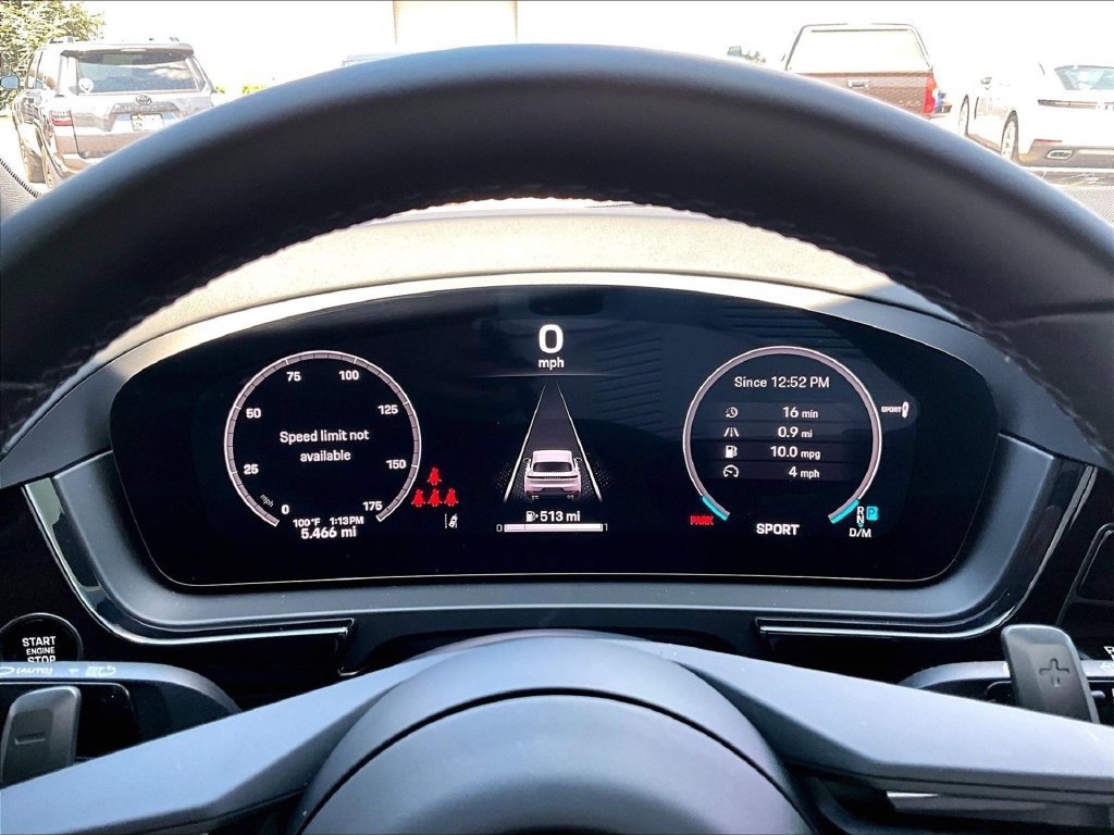 Certified 2026 Porsche Cayenne AWD/4WD image 25