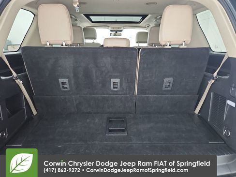 Used 2024 Ford Expedition Limited AWD/4WD image 32