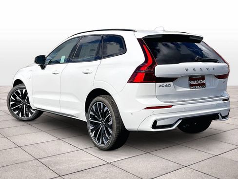 New 2026 Volvo XC60 T8 Ultra w/ Protection Package Premier image 3