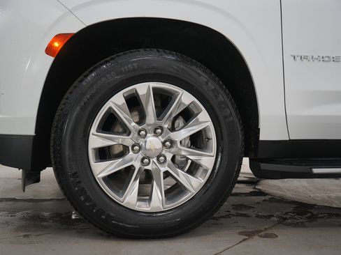 Used 2024 Chevrolet Tahoe Premier AWD/4WD image 33