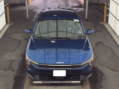 Used 2025 Kia K4 FWD image 3
