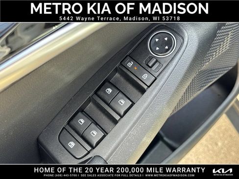 Used 2025 Kia Seltos EX w/ EX Sunroof Package AWD/4WD image 12