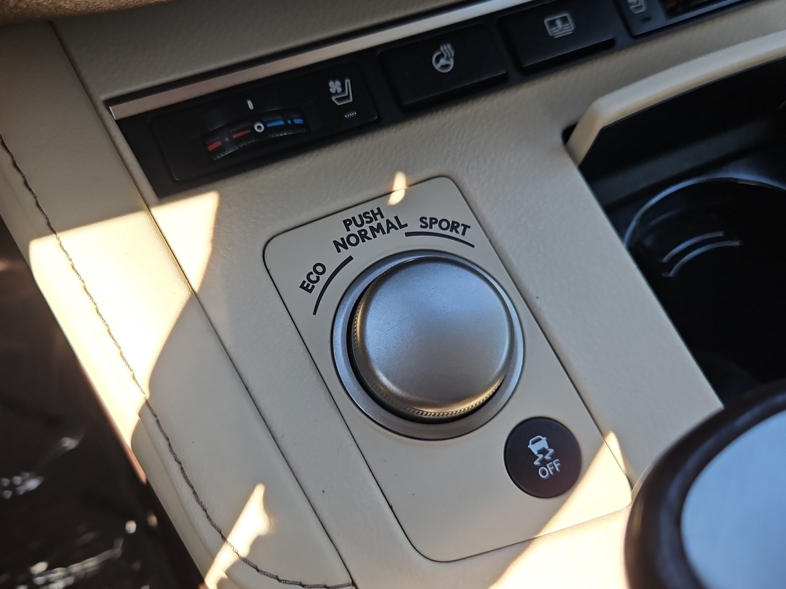 Used 2018 Lexus ES 350 w/ Luxury Package w/Wood Trim FWD image 24