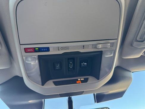 Used 2024 Subaru Forester Touring image 15