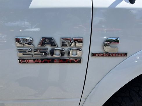 Used 2018 RAM 2500 Laramie AWD/4WD image 28