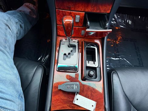 Used 2005 Lexus LS 430 image 23