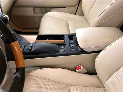 Used 2015 Lexus RX 450h AWD image 17