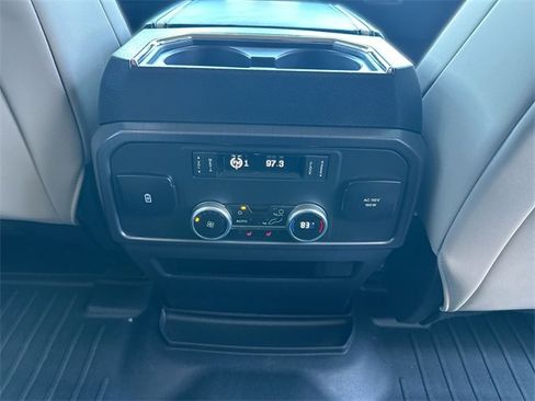 Certified 2023 Ford Expedition Platinum image 25