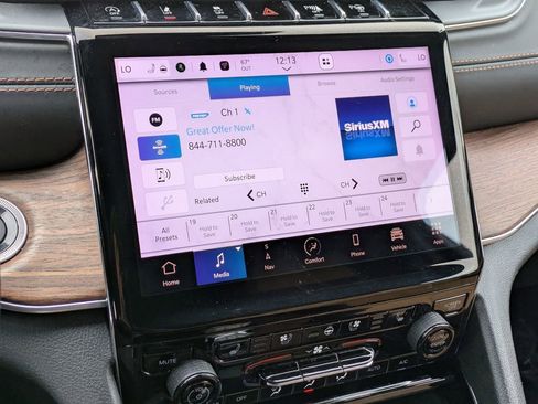 Certified 2022 Jeep Grand Cherokee L Summit w/ Advanced Protech Group IV image 20