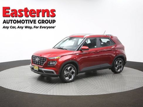Used 2024 Hyundai Venue SEL FWD image 58