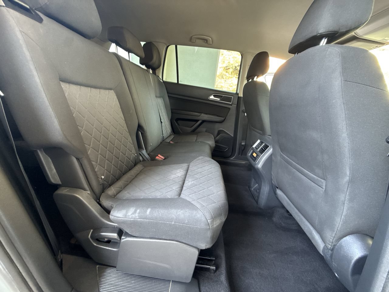 Used 2018 Volkswagen Atlas S FWD image 25