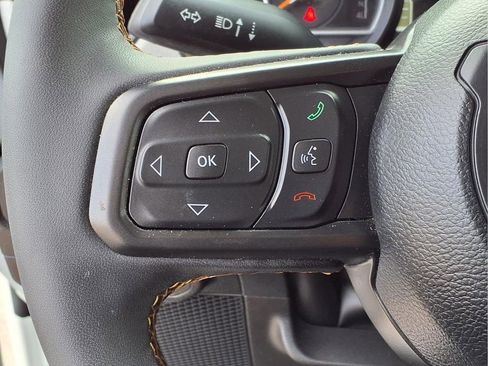 Used 2024 Jeep Wrangler Unlimited Sport AWD/4WD image 5