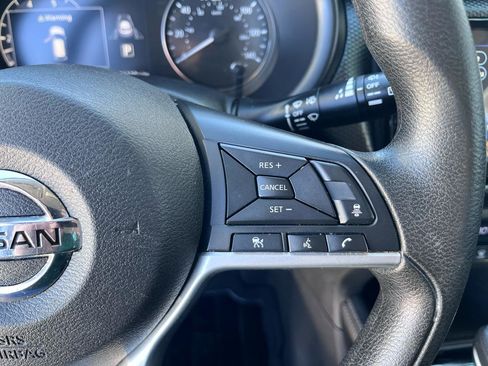 Used 2021 Nissan Kicks SV image 27