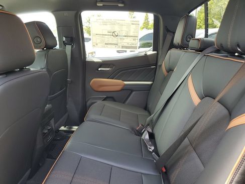New 2026 GMC Canyon AT4 AWD/4WD image 11
