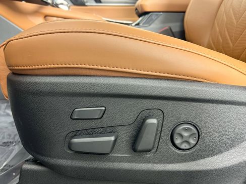 Used 2025 Kia Telluride SX Prestige X-Line image 14