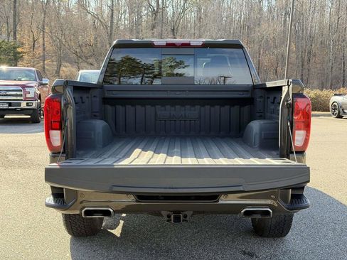 Used 2023 GMC Sierra 1500 Elevation w/ Elevation Premium Package AWD/4WD image 15