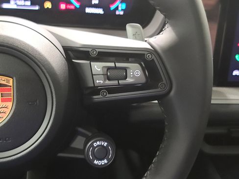 New 2026 Porsche Cayenne Coupe image 18