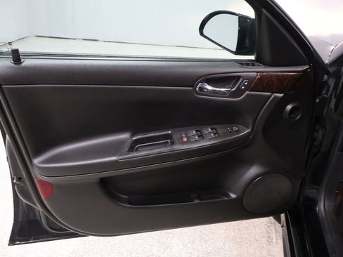 Used 2014 Chevrolet Impala Limited LS image 19