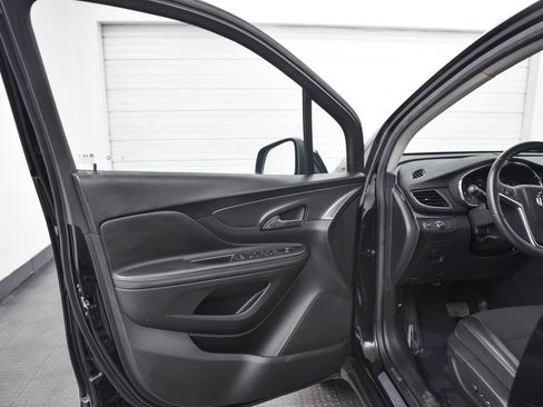 Used 2022 Buick Encore Preferred w/ Safety Package image 11