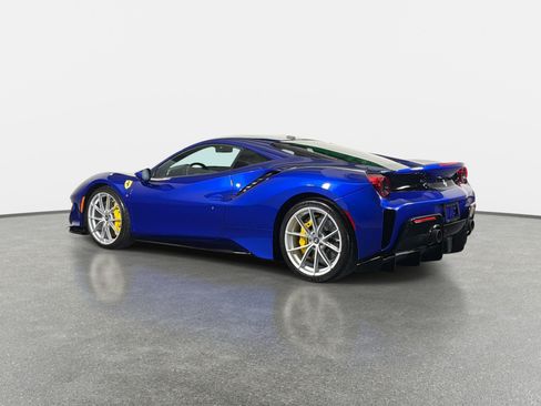 Used 2020 Ferrari 488 Pista Coupe RWD image 14