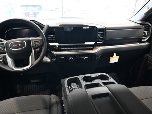 New 2026 GMC Sierra 1500 Elevation image 13