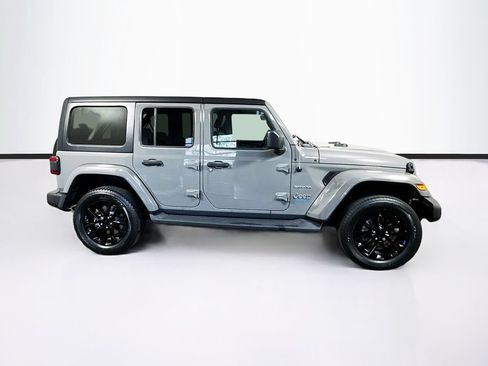 Used 2023 Jeep Wrangler Unlimited Sahara AWD/4WD image 4