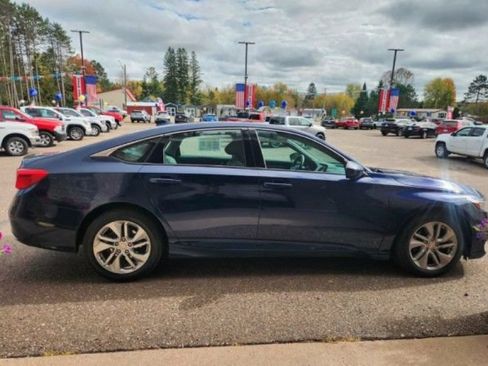 Used 2019 Honda Accord LX image 4