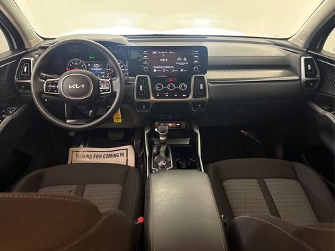 Used 2022 Kia Sorento LX FWD image 35