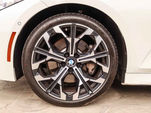 Used 2026 BMW 330i Sedan w/ M Sport Package RWD image 13