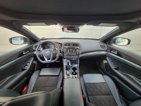 Used 2023 Nissan Maxima SR w/ Sport Mat Group image 23