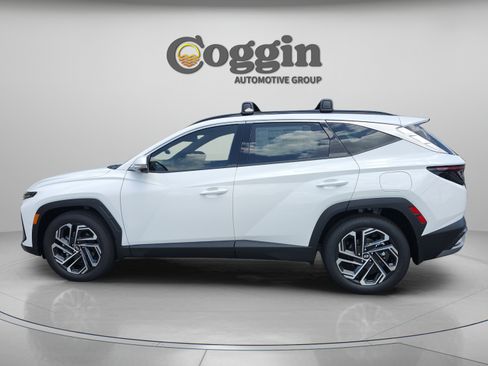 New 2026 Hyundai Tucson Limited FWD image 2