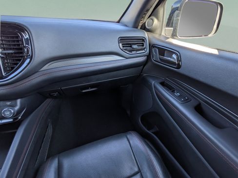 Used 2024 Dodge Durango GT AWD/4WD image 18