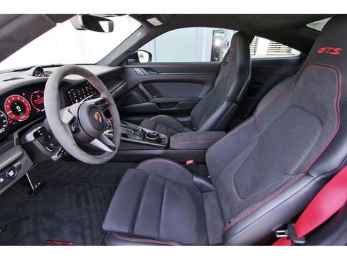 Used 2025 Porsche 911 Carrera GTS RWD image 6