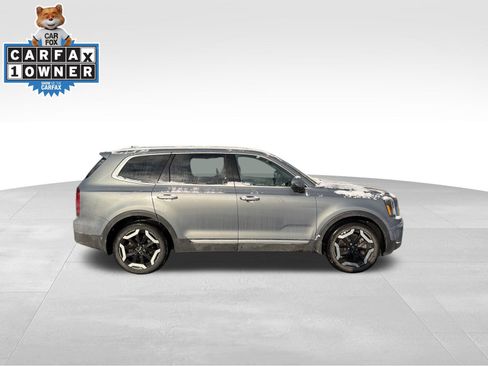 Used 2023 Kia Telluride S image 4