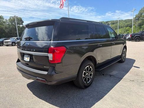 Used 2023 Ford Expedition Max XLT AWD/4WD image 6