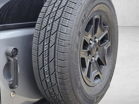 Used 2015 Jeep Wrangler Unlimited Sport image 13