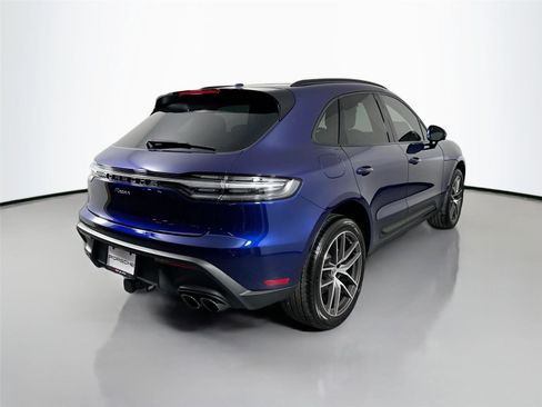 Used 2026 Porsche Macan Turbo AWD/4WD image 7