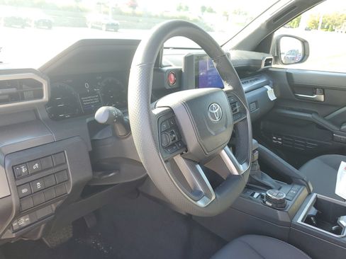 Used 2026 Toyota Tacoma TRD Off-Road AWD/4WD image 18