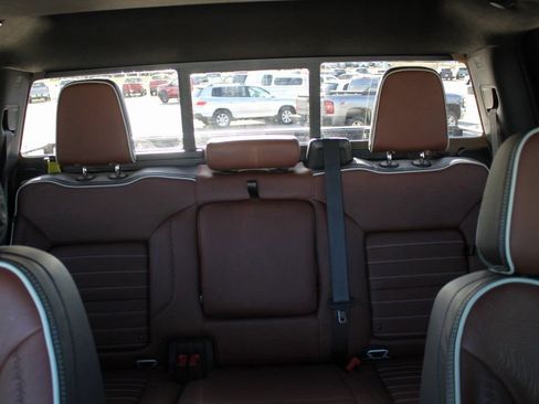 Used 2025 GMC Sierra 2500 Denali Ultimate image 19