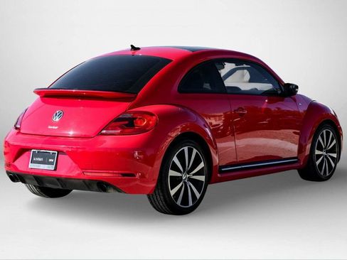 Used 2014 Volkswagen Beetle R-Line image 6