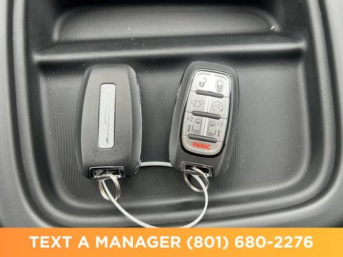 New 2027 Chrysler Pacifica Select AWD/4WD image 28