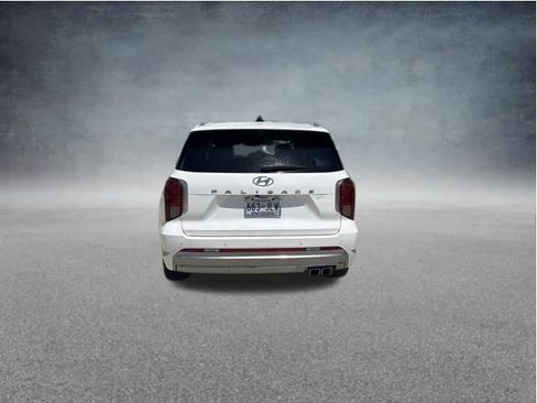 Used 2023 Hyundai Palisade Calligraphy FWD image 7