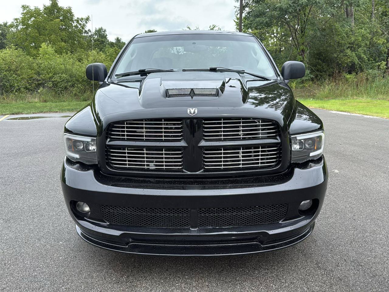 Used 2005 Dodge Ram 1500 Truck 2WD Quad Cab image 2