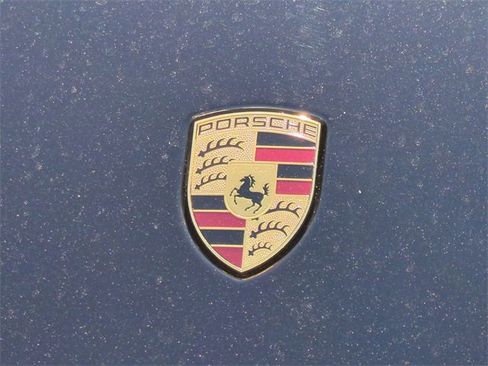 Used 2025 Porsche Macan image 13