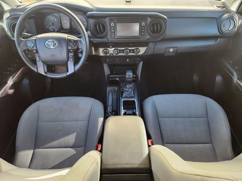 Used 2019 Toyota Tacoma SR image 13