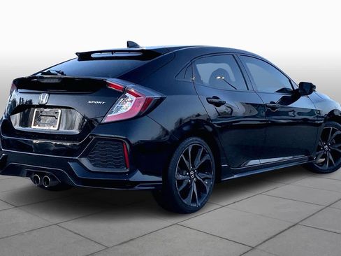 Used 2018 Honda Civic Sport image 12