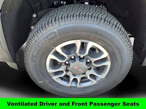 New 2026 GMC Sierra 2500 SLT w/ SLT Premium Package AWD/4WD image 31